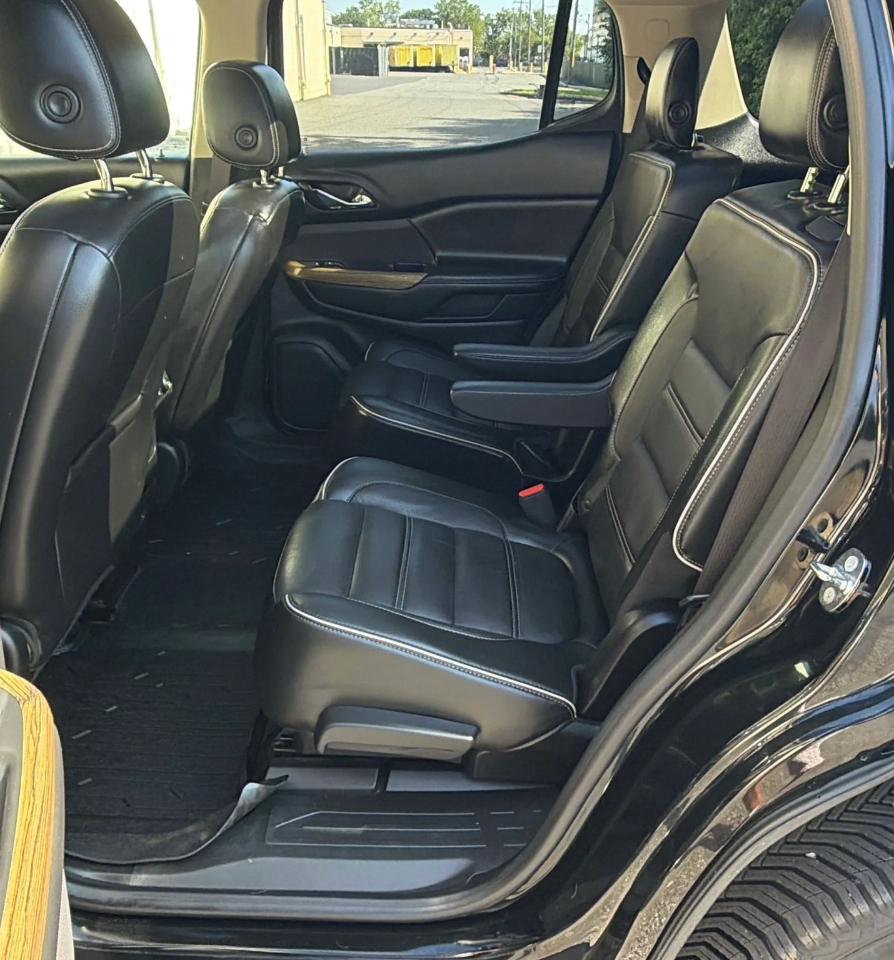 GMC Acadia AWD 4dr Denali 2017
