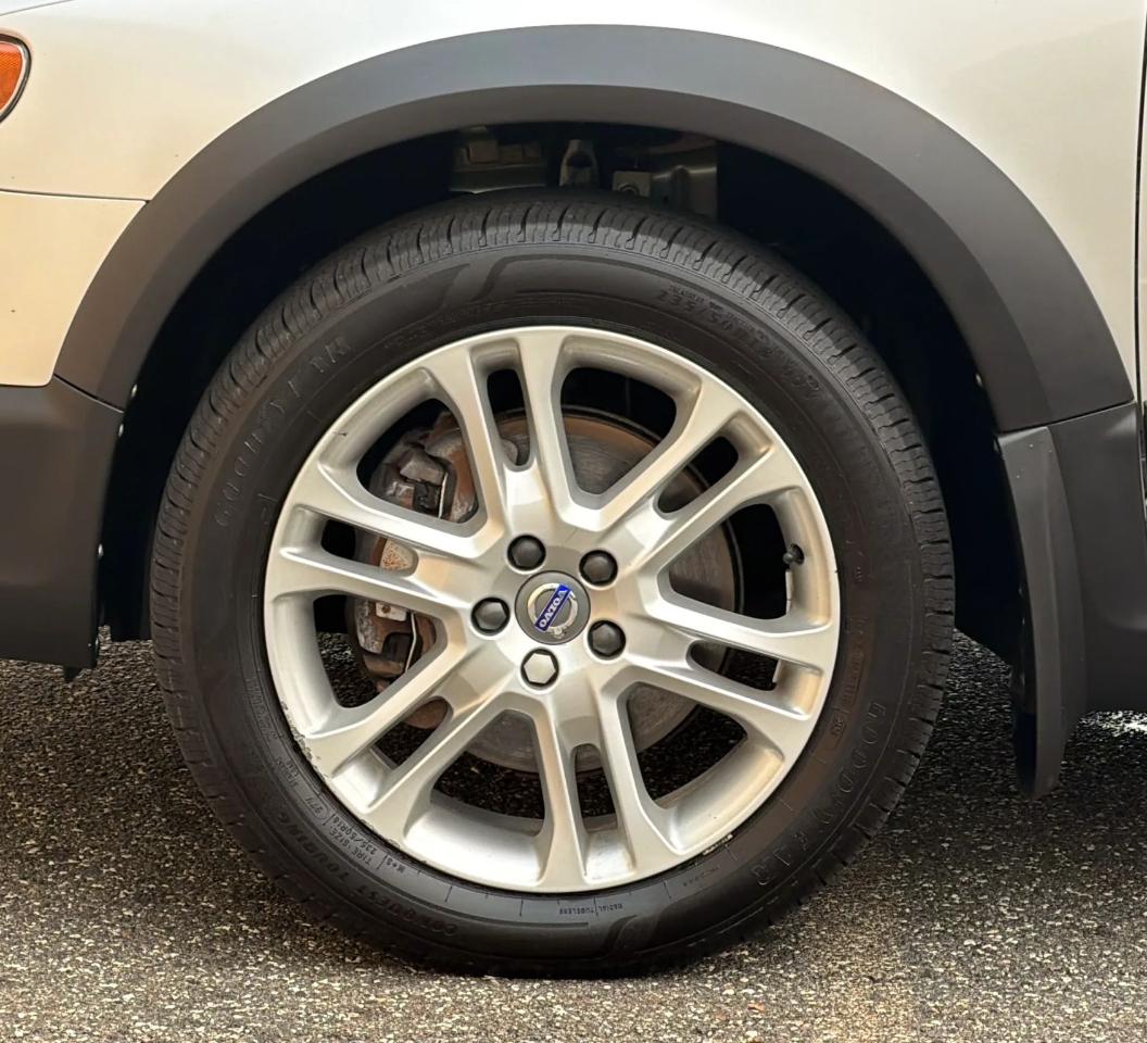 Volvo XC70 AWD 4dr Wgn T5 Premier 2016