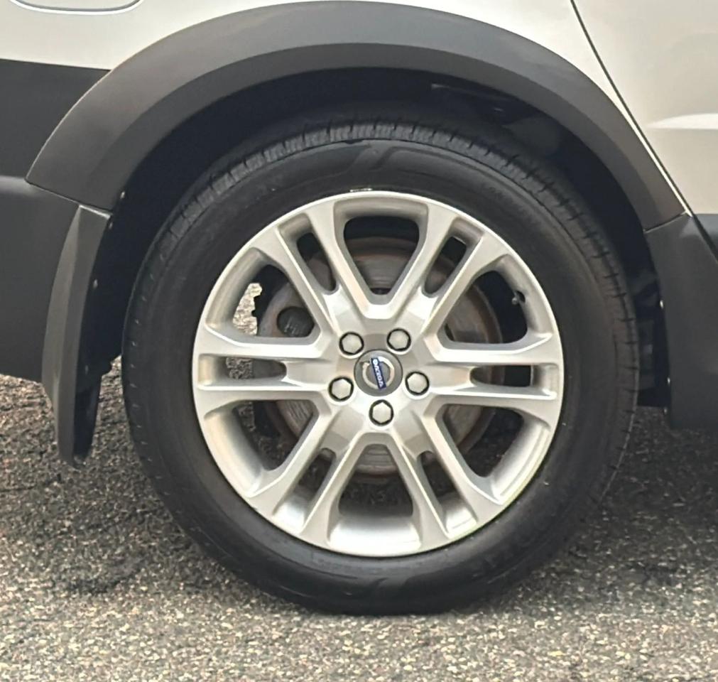Volvo XC70 AWD 4dr Wgn T5 Premier 2016