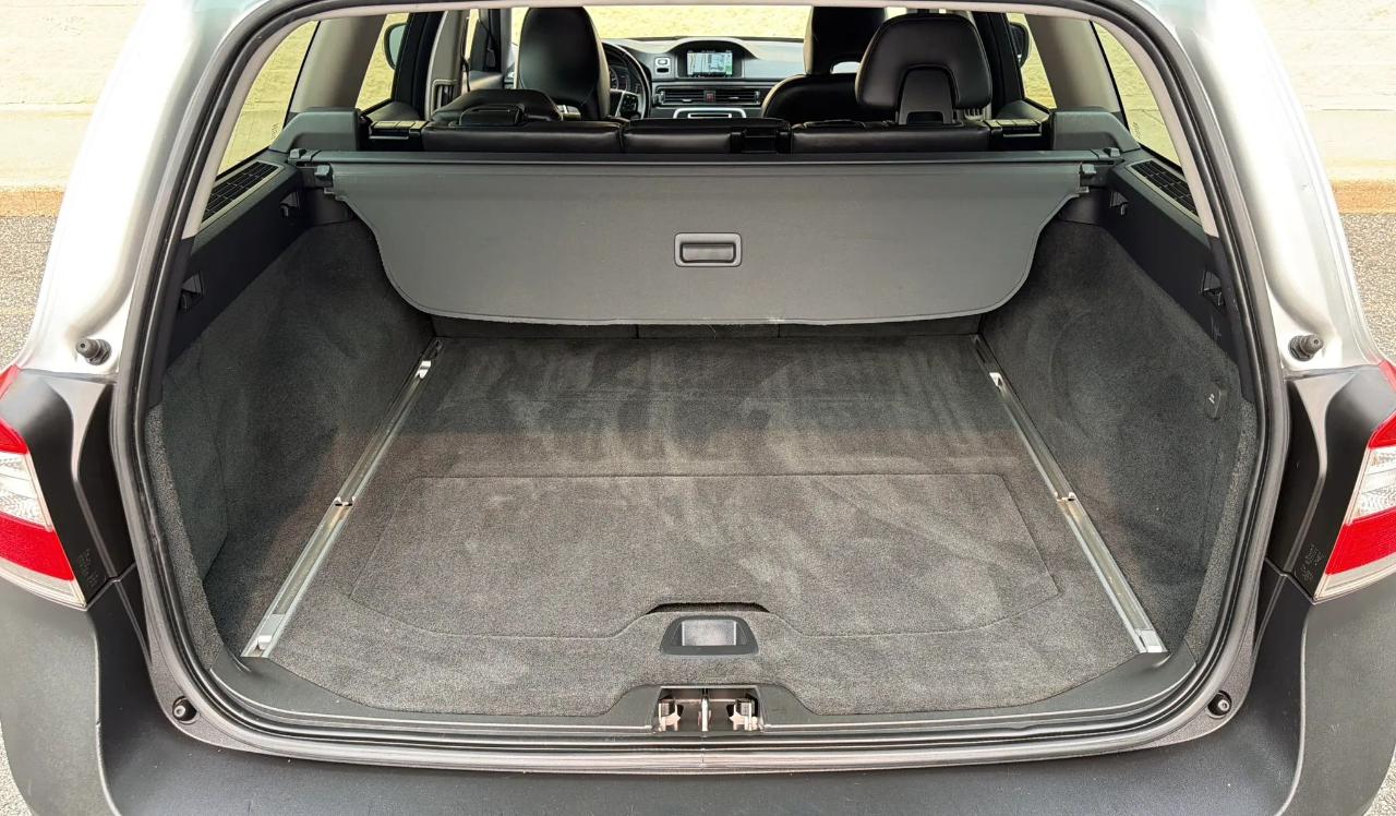 Volvo XC70 AWD 4dr Wgn T5 Premier 2016