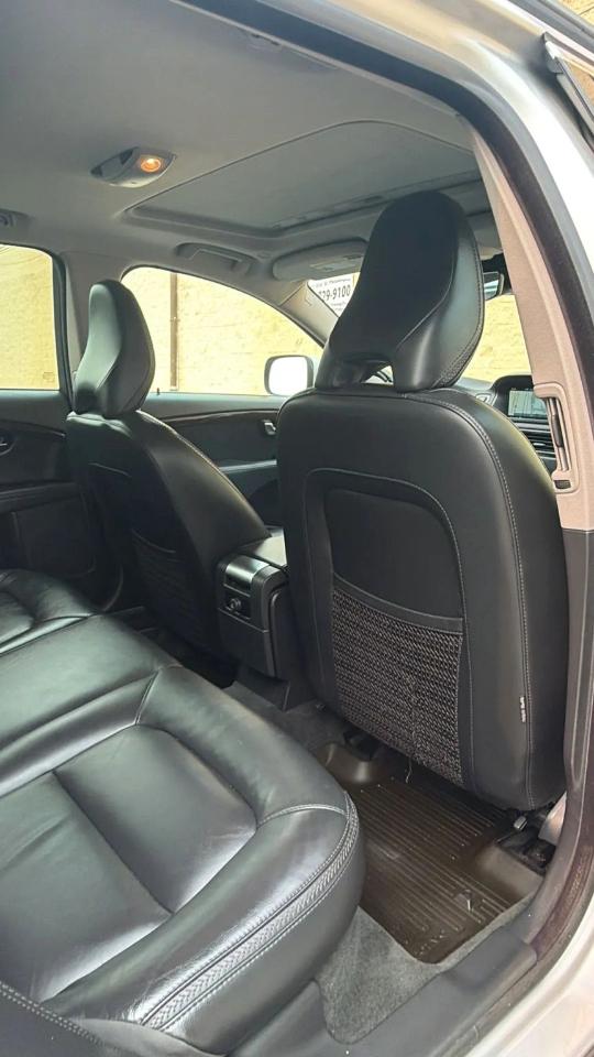 Volvo XC70 AWD 4dr Wgn T5 Premier 2016
