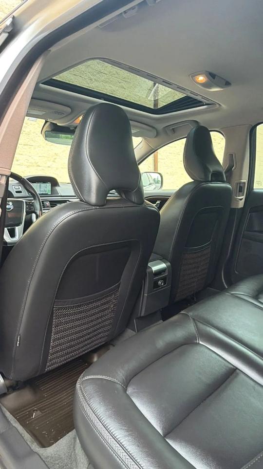 Volvo XC70 AWD 4dr Wgn T5 Premier 2016