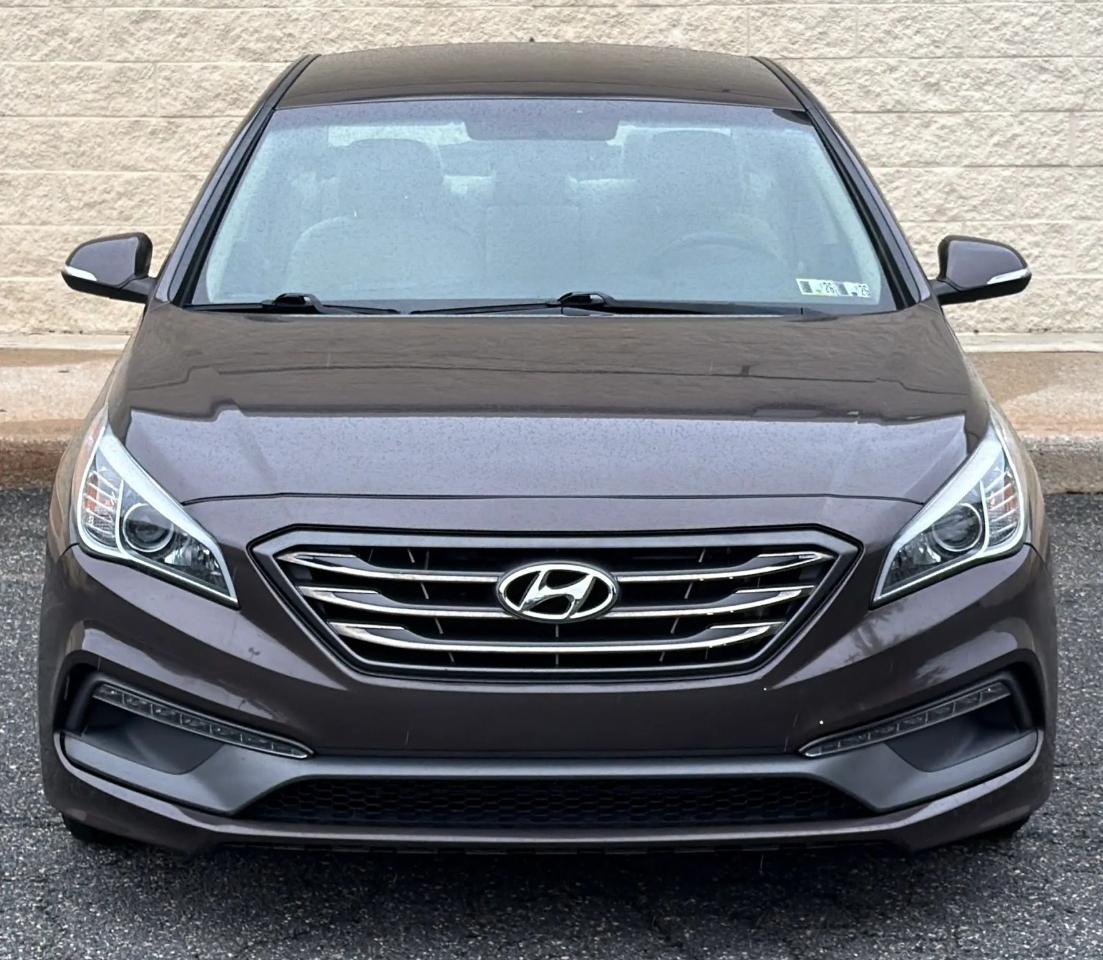 Hyundai Sonata 4dr Sdn 2.4L Sport PZEV 2015