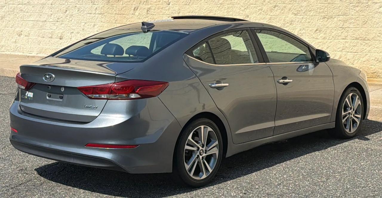 Hyundai Elantra Limited 2.0L Auto (Ulsan) *Ltd Avail* 2017