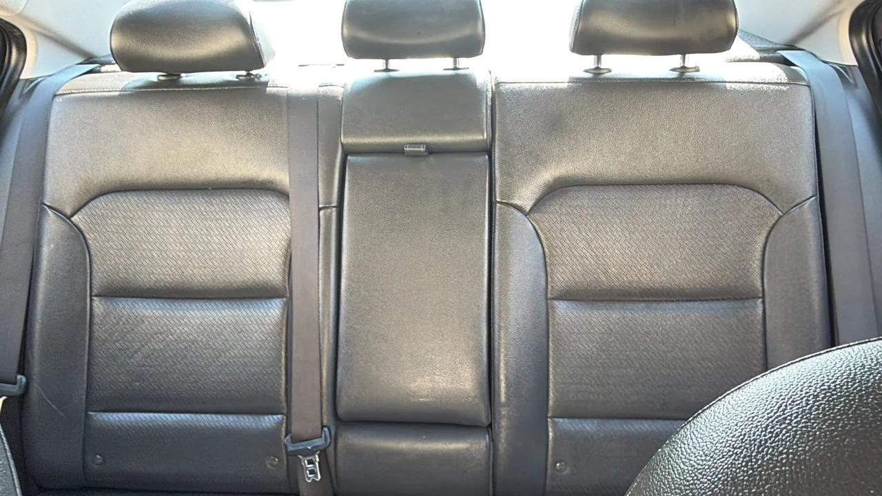 Hyundai Elantra Limited 2.0L Auto (Ulsan) *Ltd Avail* 2017