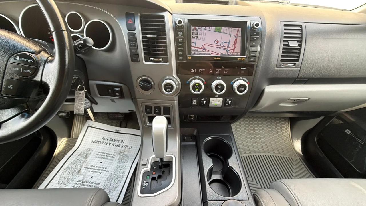 Toyota Sequoia 4WD LV8 6-Spd AT Ltd (Natl) 2010