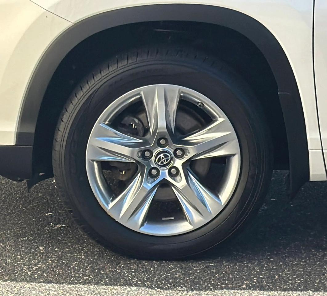 Toyota Highlander AWD 4dr V6 Limited (Natl) 2016