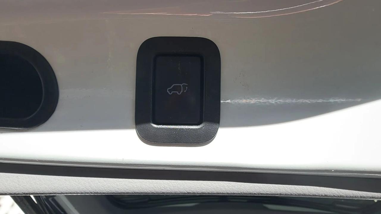 Toyota Highlander AWD 4dr V6 Limited (Natl) 2016