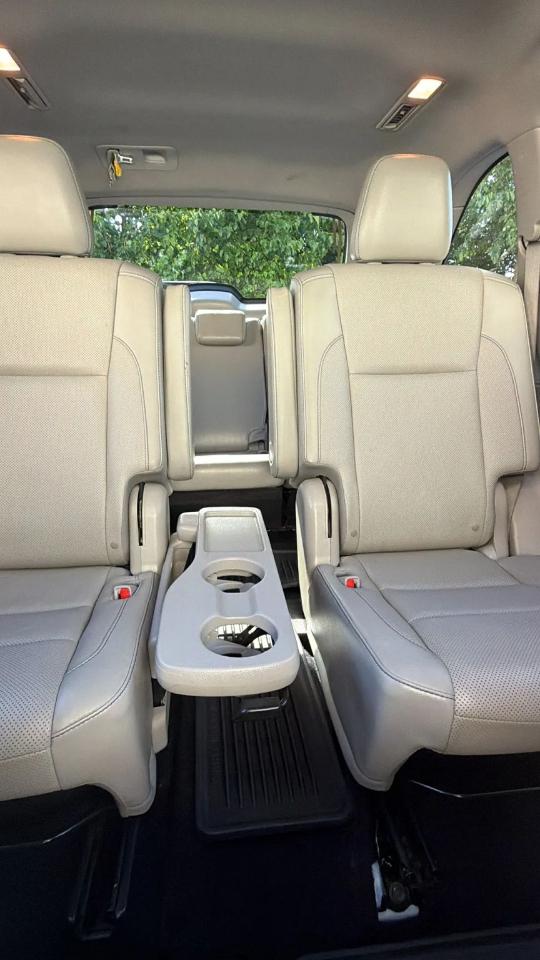 Toyota Highlander AWD 4dr V6 Limited (Natl) 2016