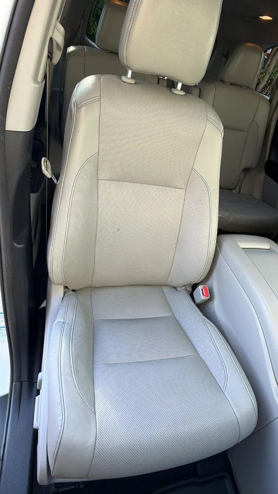 Toyota Highlander AWD 4dr V6 Limited (Natl) 2016