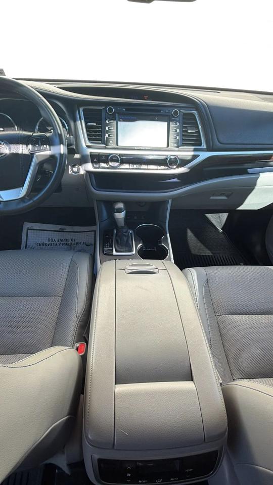 Toyota Highlander AWD 4dr V6 Limited (Natl) 2016