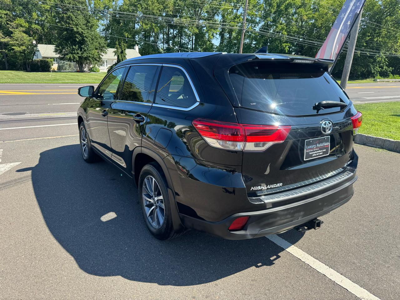 Toyota Highlander XLE V6 AWD (Natl) 2019