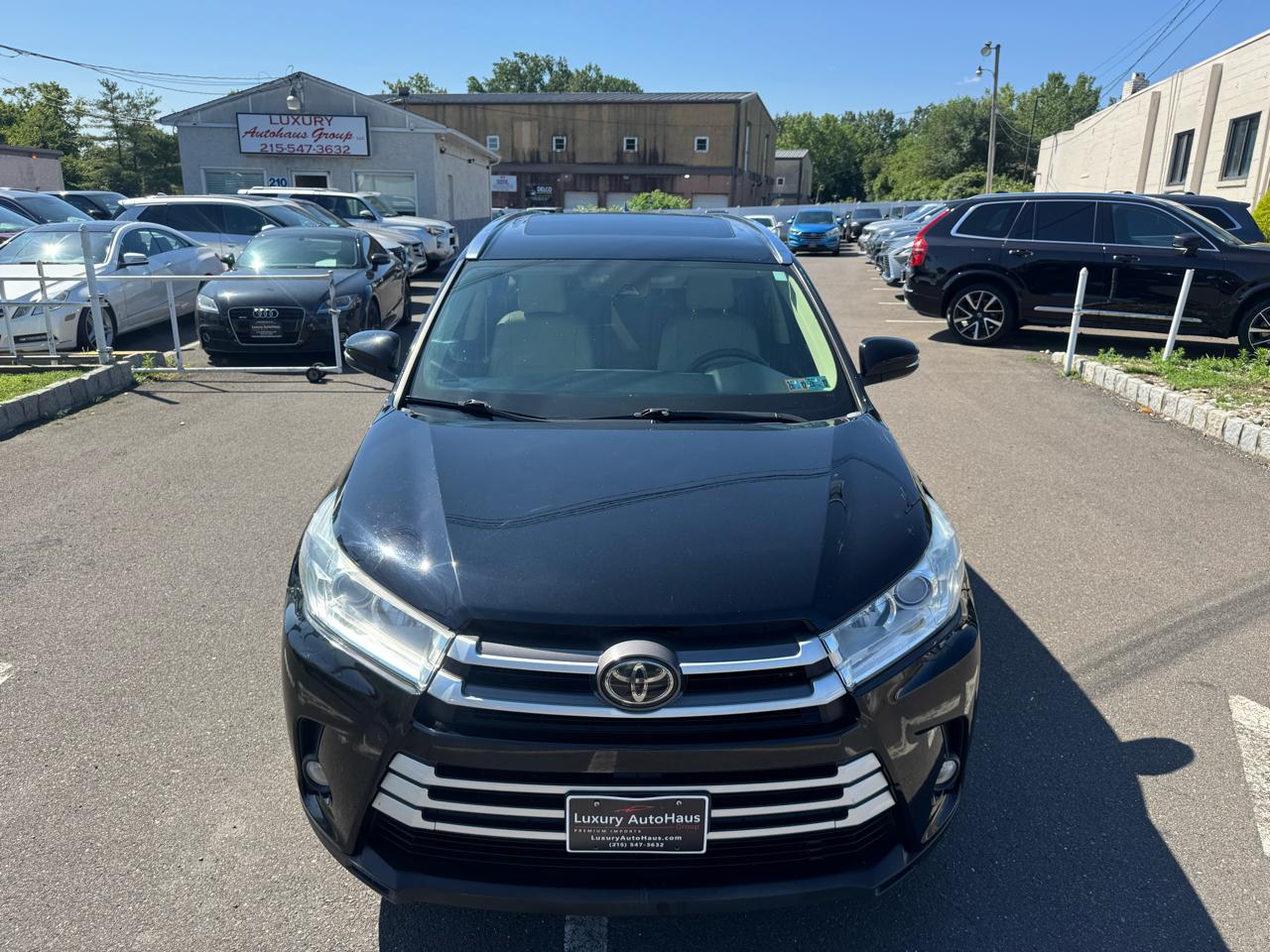 Toyota Highlander XLE V6 AWD (Natl) 2019