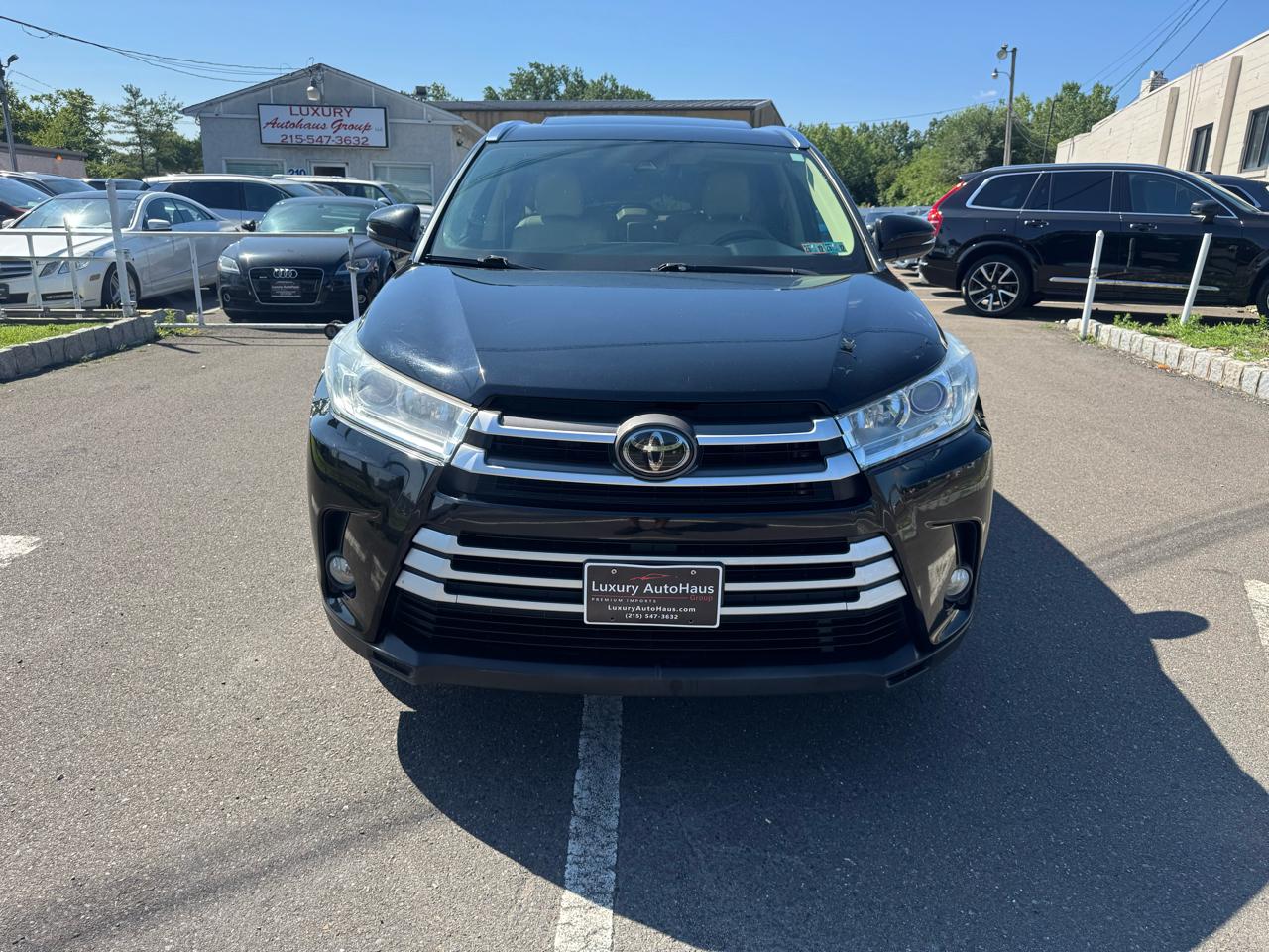 Toyota Highlander XLE V6 AWD (Natl) 2019