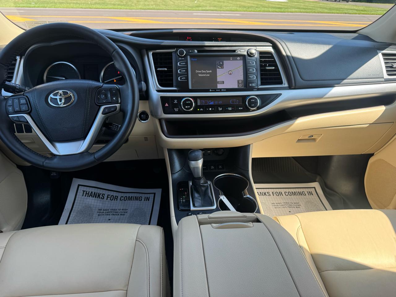 Toyota Highlander XLE V6 AWD (Natl) 2019