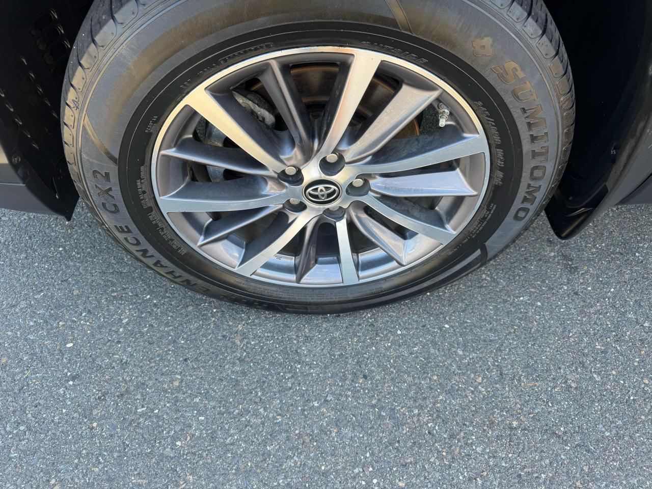 Toyota Highlander XLE V6 AWD (Natl) 2019