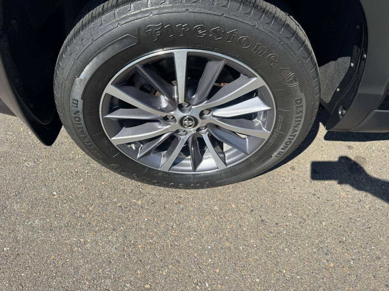 Toyota Highlander XLE V6 AWD (Natl) 2019