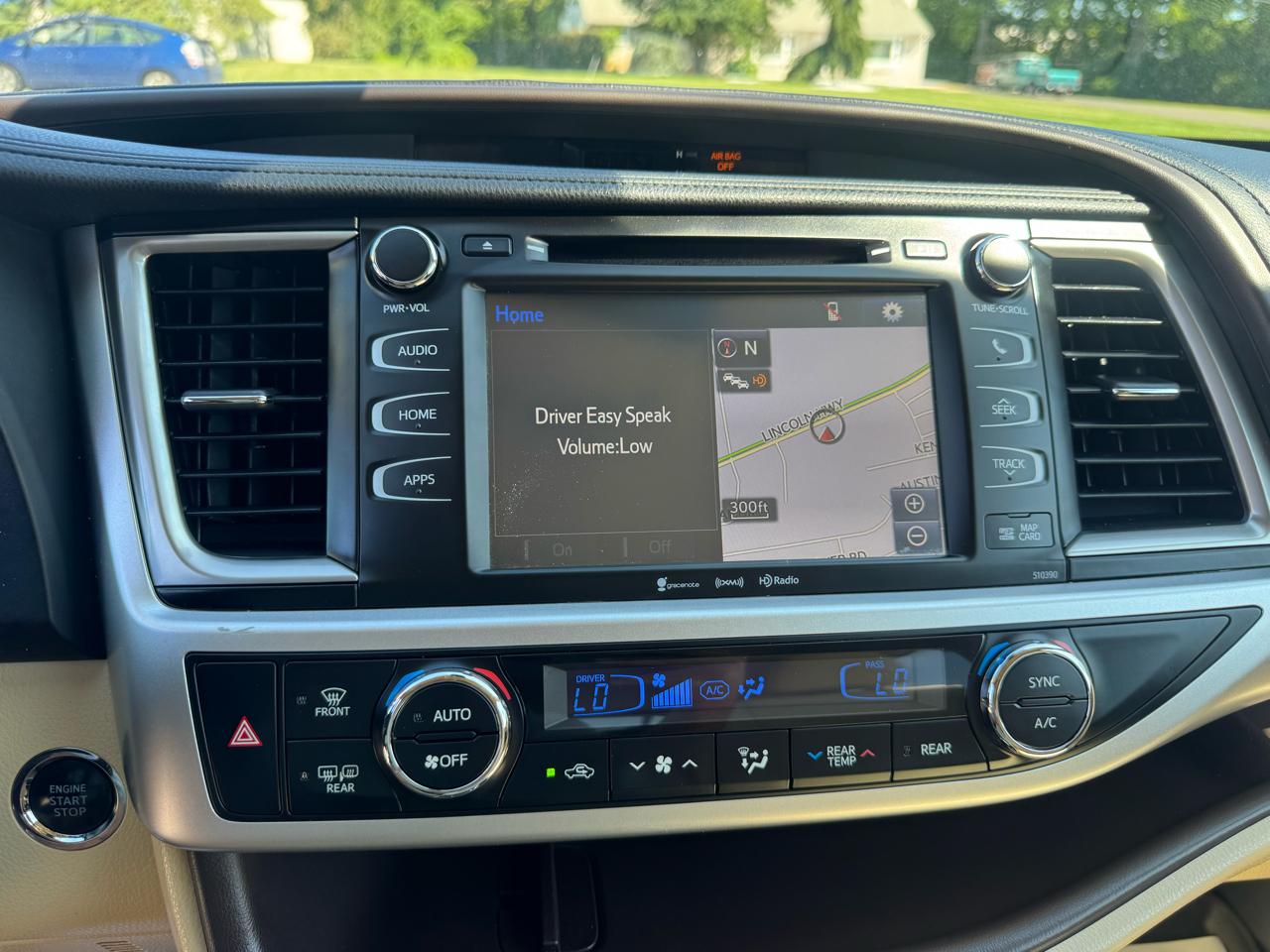 Toyota Highlander XLE V6 AWD (Natl) 2019