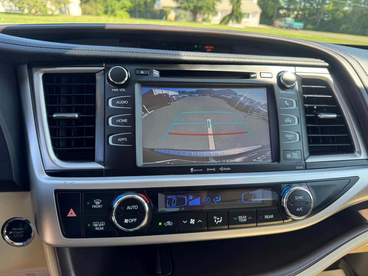 Toyota Highlander XLE V6 AWD (Natl) 2019