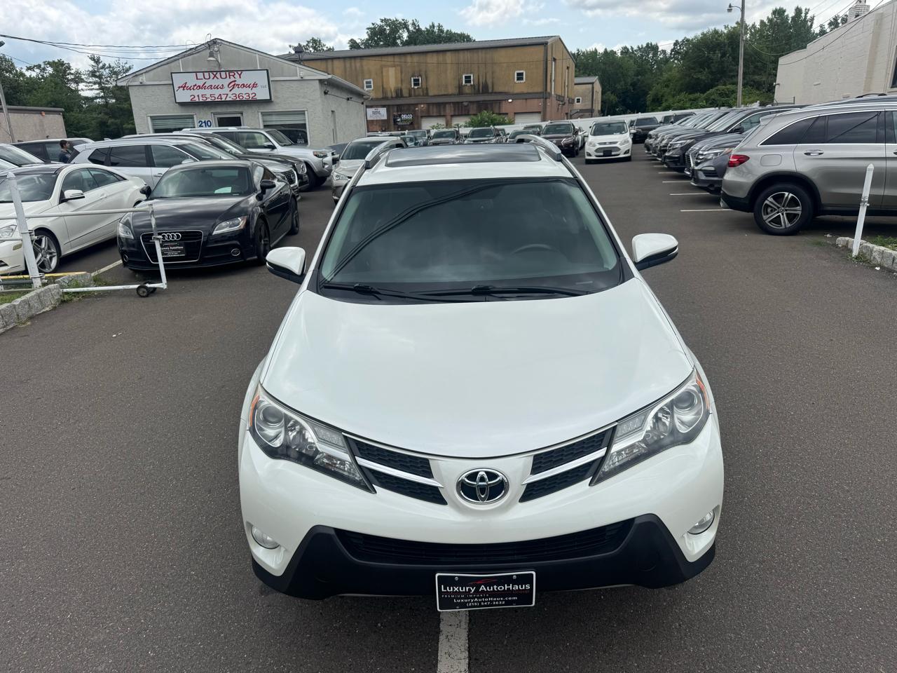 Toyota RAV4 AWD 4dr Limited (Natl) 2015