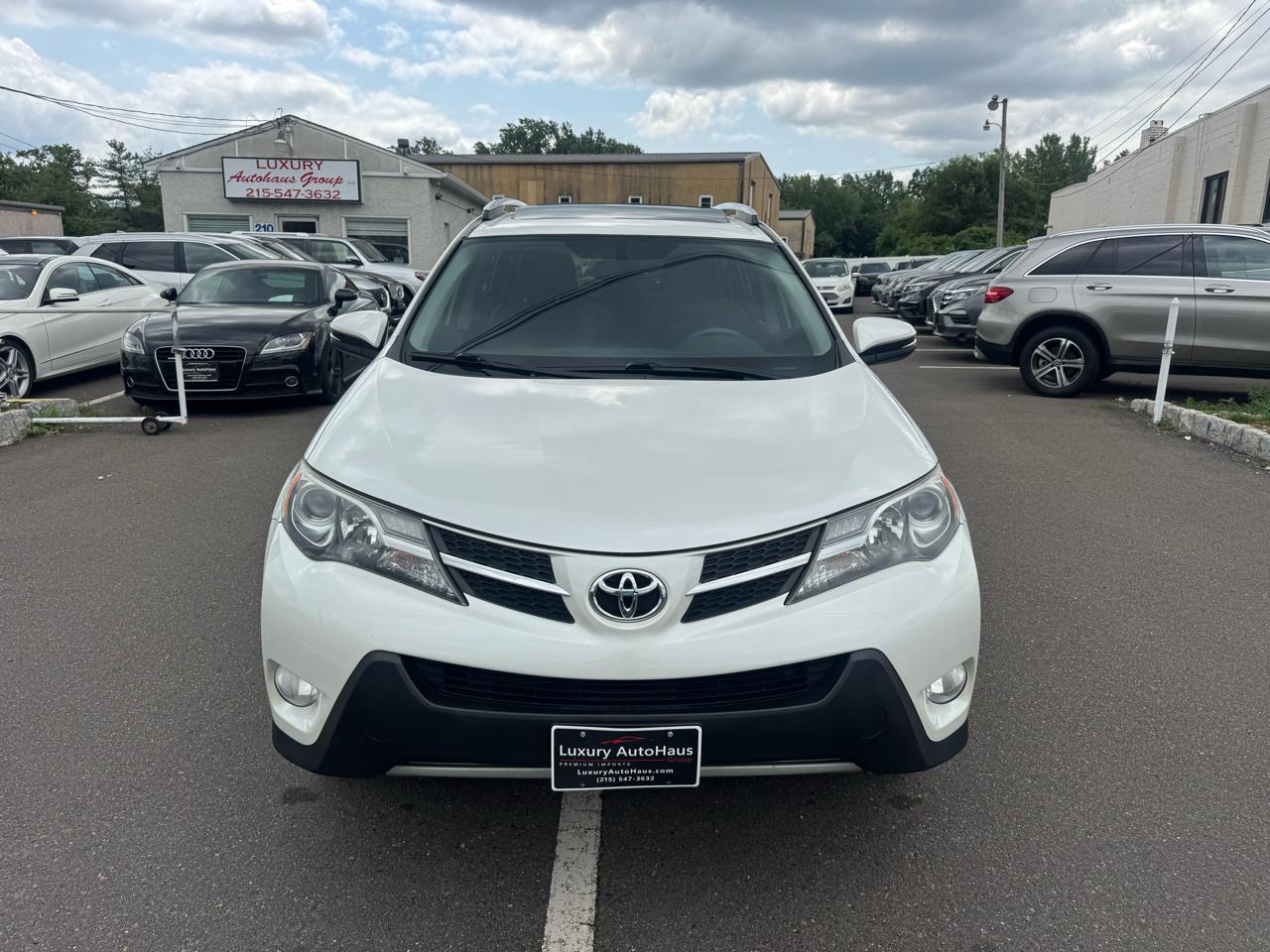 Toyota RAV4 AWD 4dr Limited (Natl) 2015