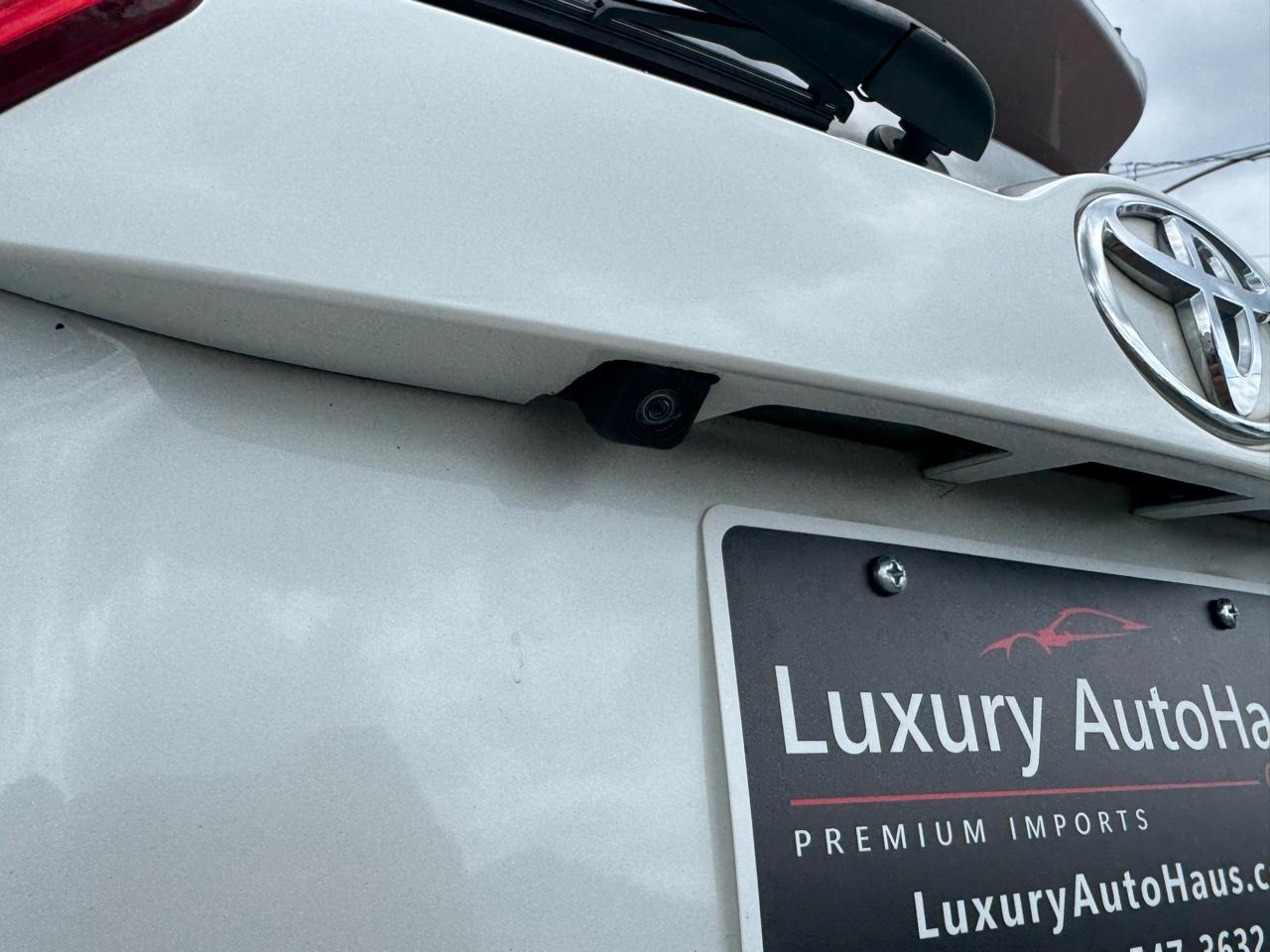 Toyota RAV4 AWD 4dr Limited (Natl) 2015