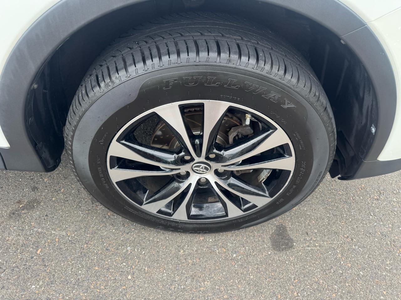 Toyota RAV4 AWD 4dr Limited (Natl) 2015