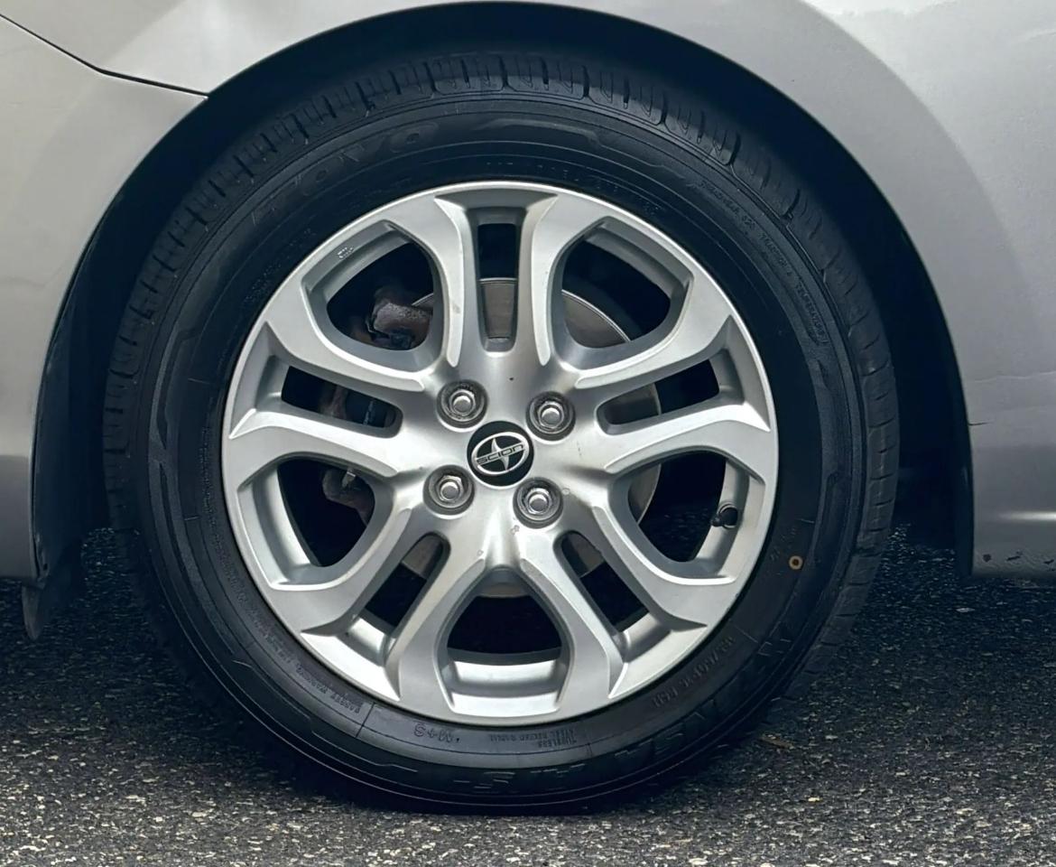Scion iA 4dr Sdn Man (Natl) 2016