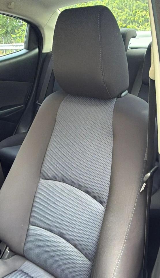 Scion iA 4dr Sdn Man (Natl) 2016