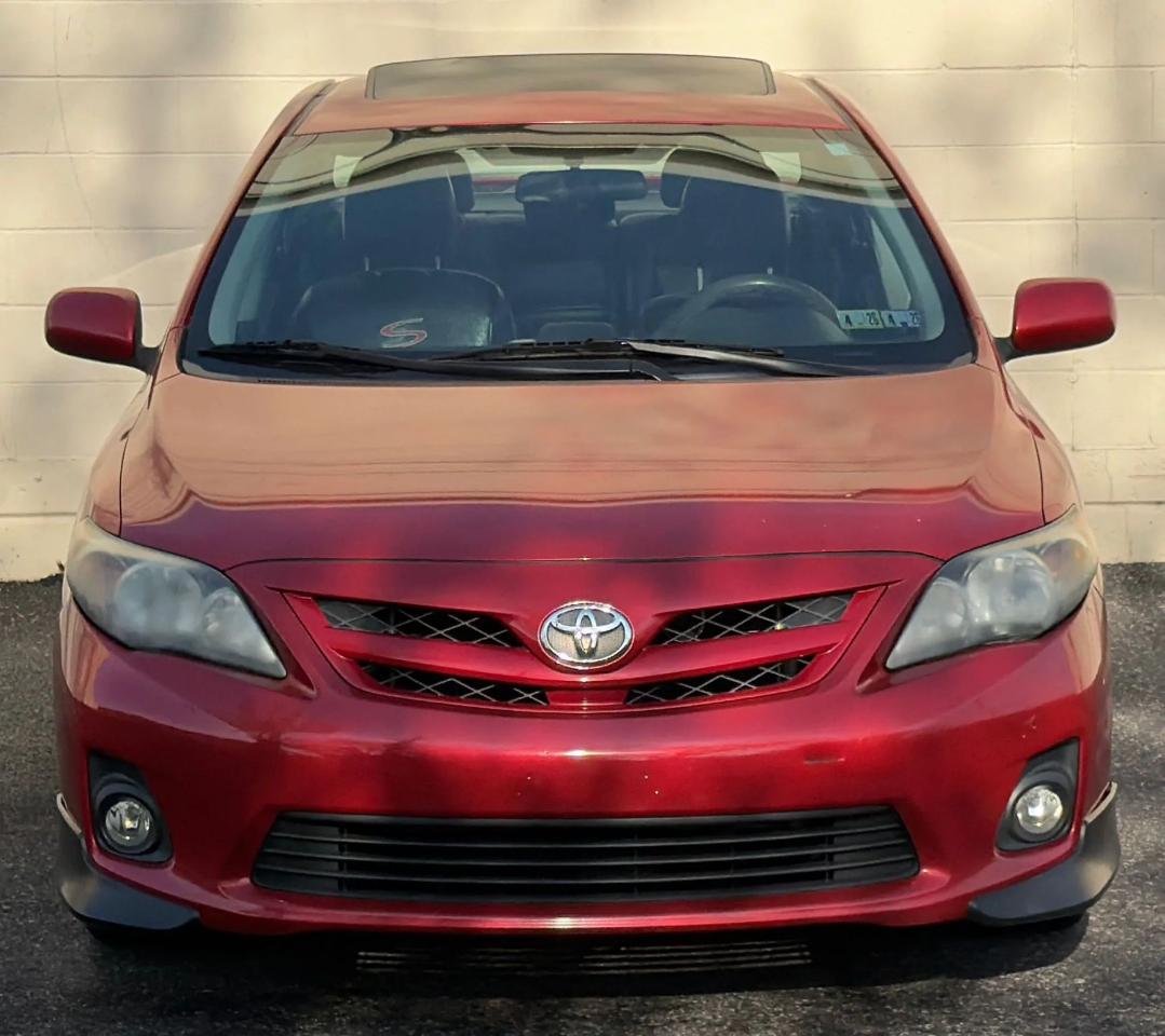 Toyota Corolla 4dr Sdn Auto LE (Natl) 2012