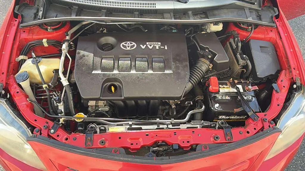Toyota Corolla 4dr Sdn Auto LE (Natl) 2012
