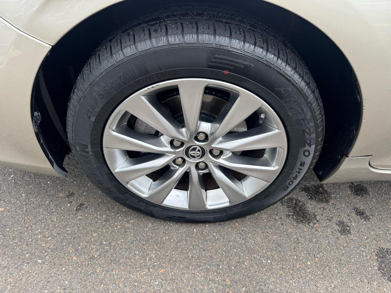 Toyota Camry 4dr Sdn I4 Auto XLE (Natl) 2015