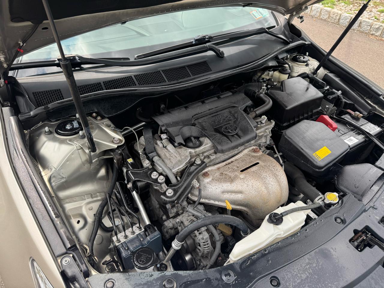Toyota Camry 4dr Sdn I4 Auto XLE (Natl) 2015