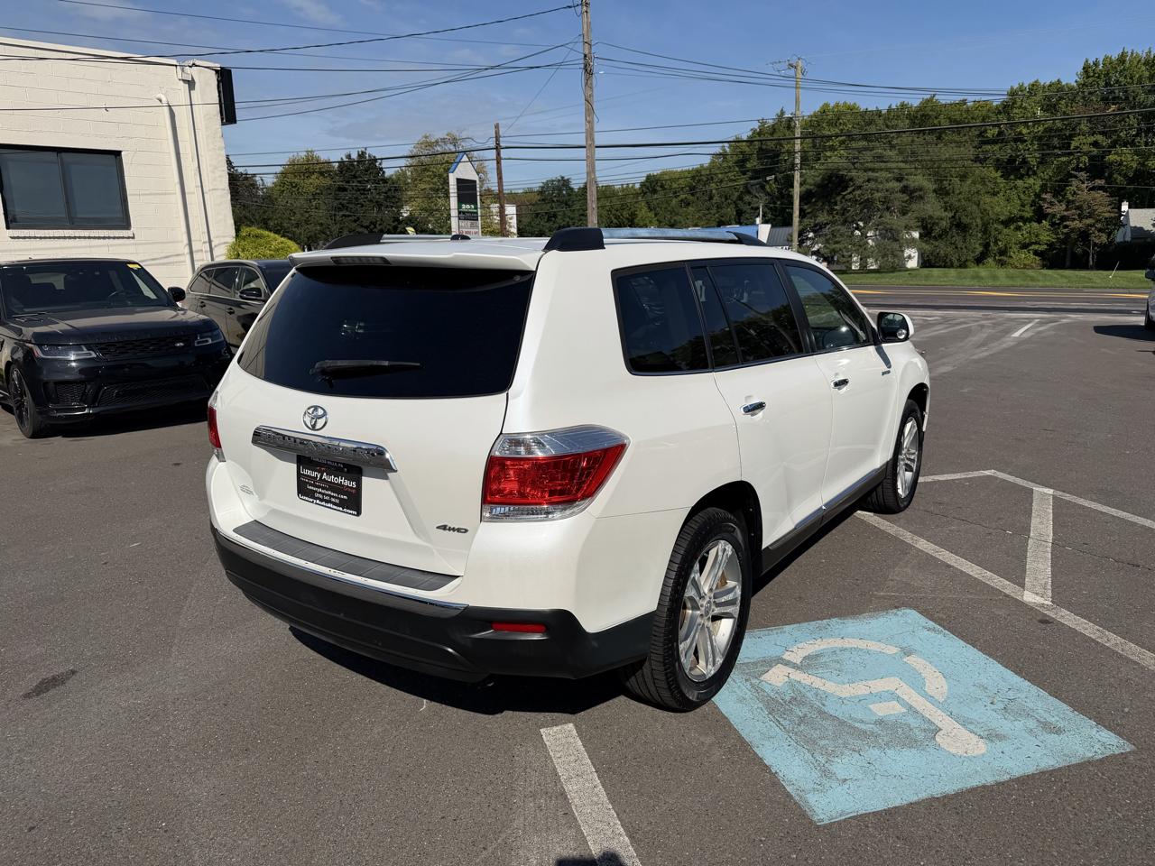 Toyota Highlander 4WD 4dr V6 Limited (Natl) 2012