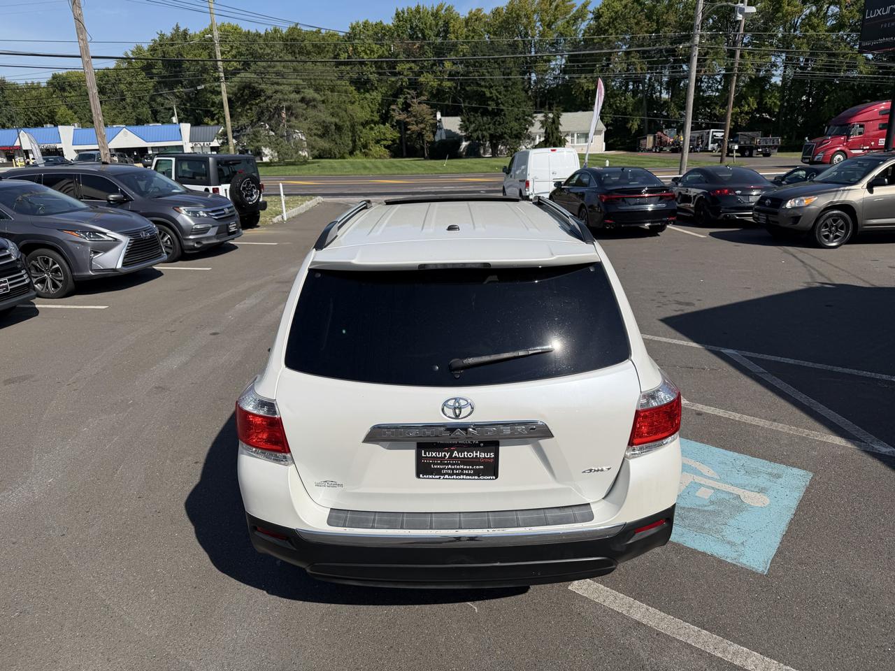 Toyota Highlander 4WD 4dr V6 Limited (Natl) 2012