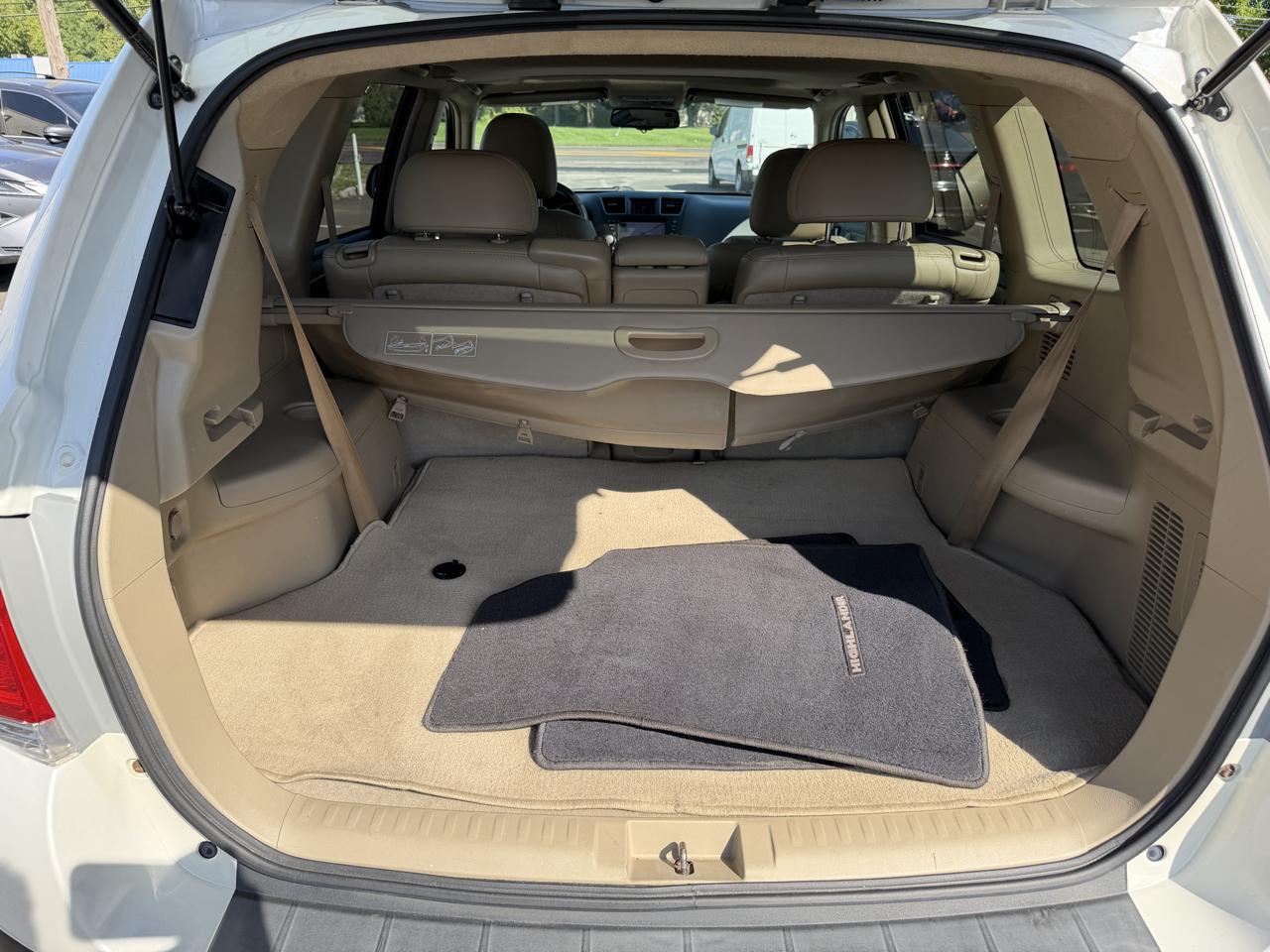 Toyota Highlander 4WD 4dr V6 Limited (Natl) 2012