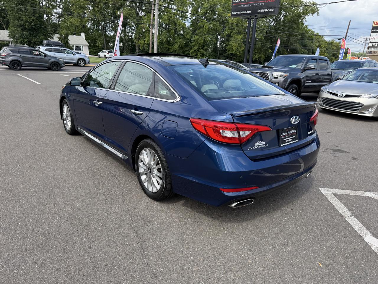 Hyundai Sonata 4dr Sdn 2.4L Limited PZEV 2015
