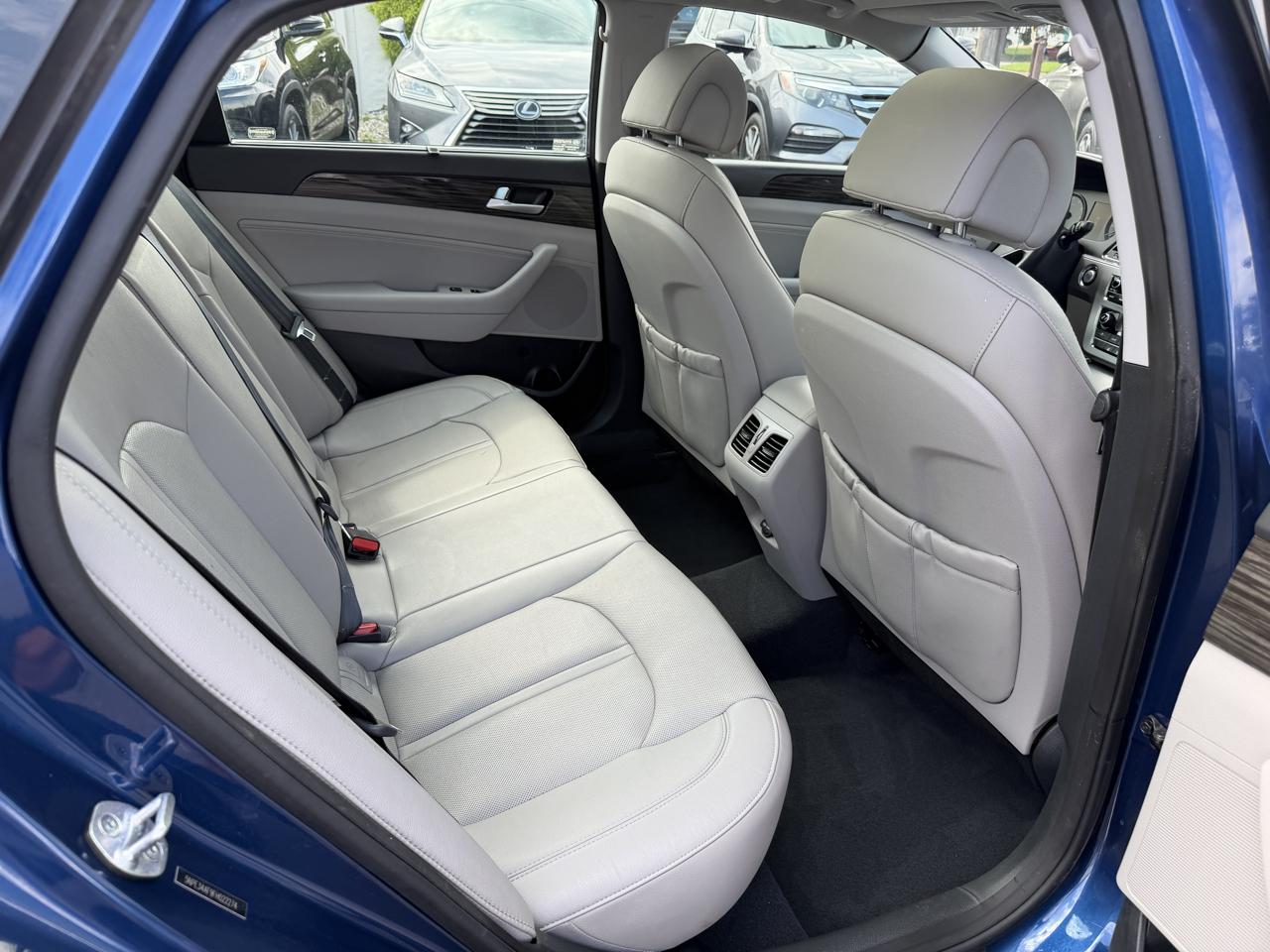 Hyundai Sonata 4dr Sdn 2.4L Limited PZEV 2015