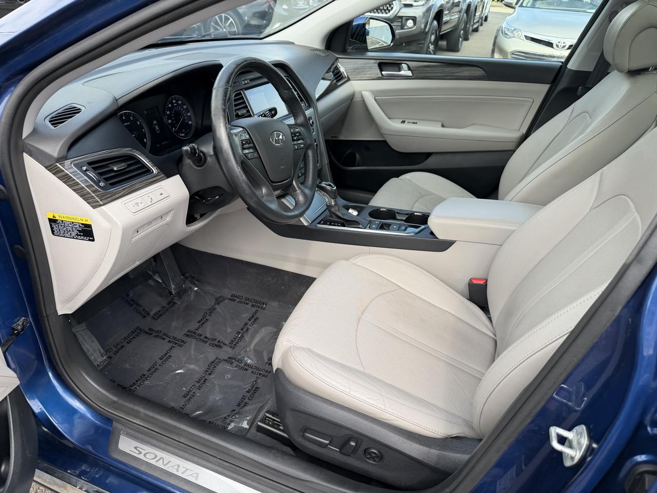 Hyundai Sonata 4dr Sdn 2.4L Limited PZEV 2015
