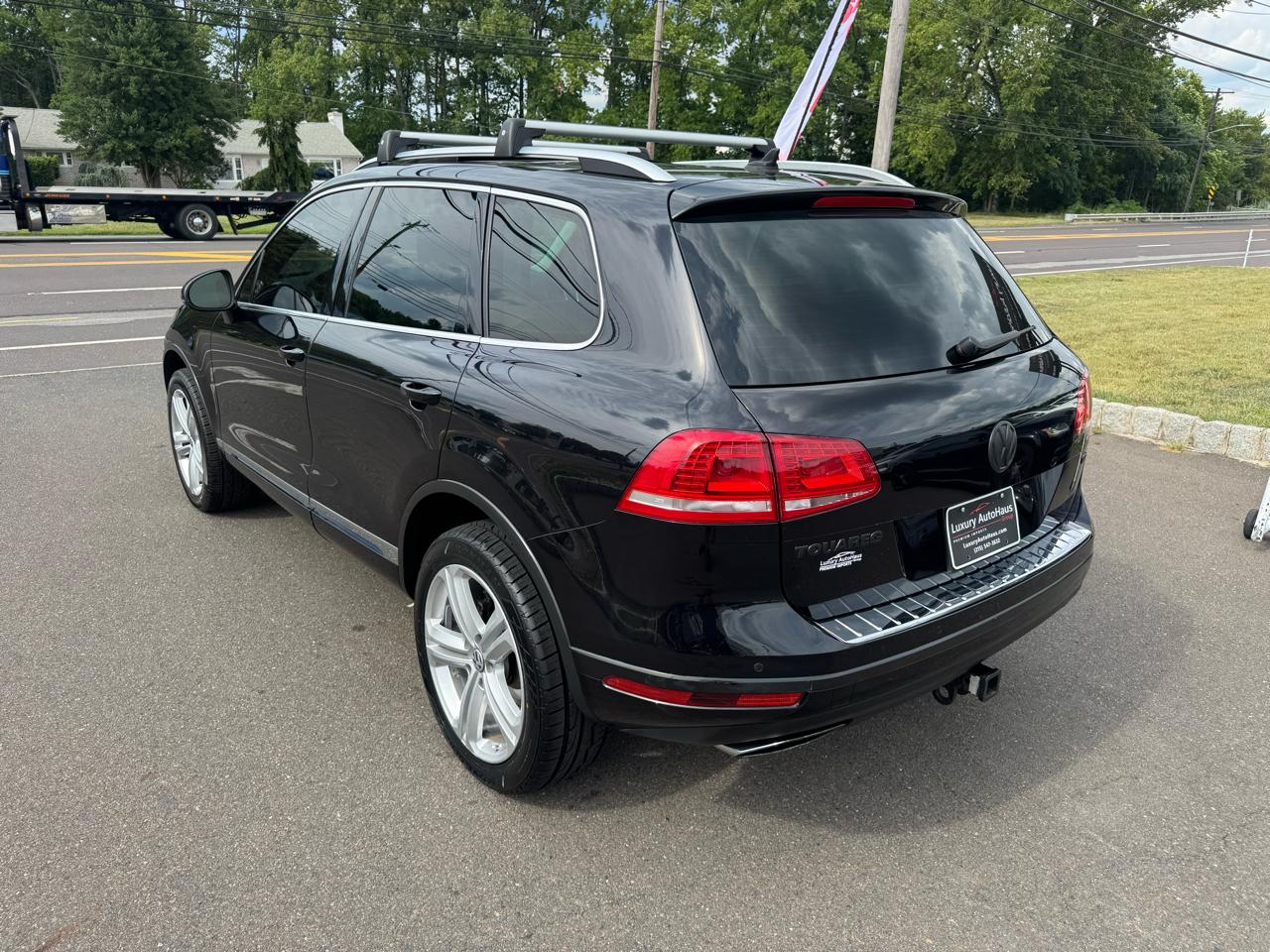 Volkswagen Touareg 4dr TDI Sport w/Technology 2016