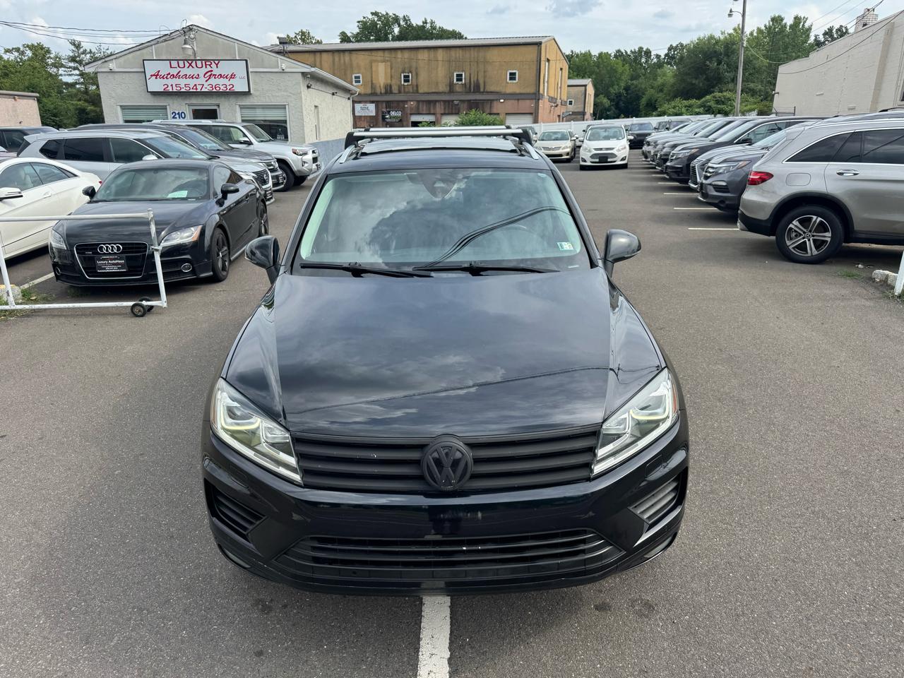 Volkswagen Touareg 4dr TDI Sport w/Technology 2016