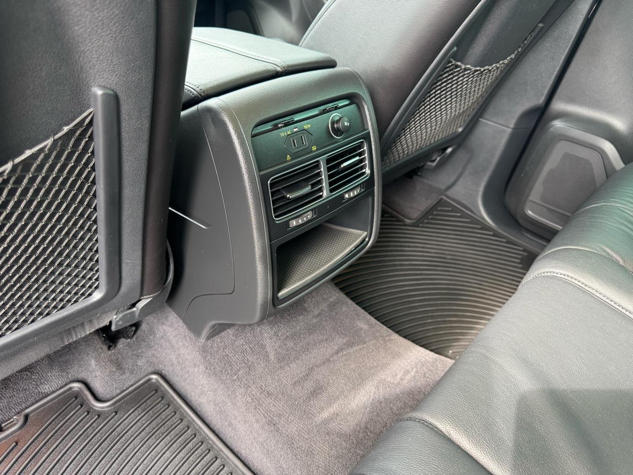 Volkswagen Touareg 4dr TDI Sport w/Technology 2016
