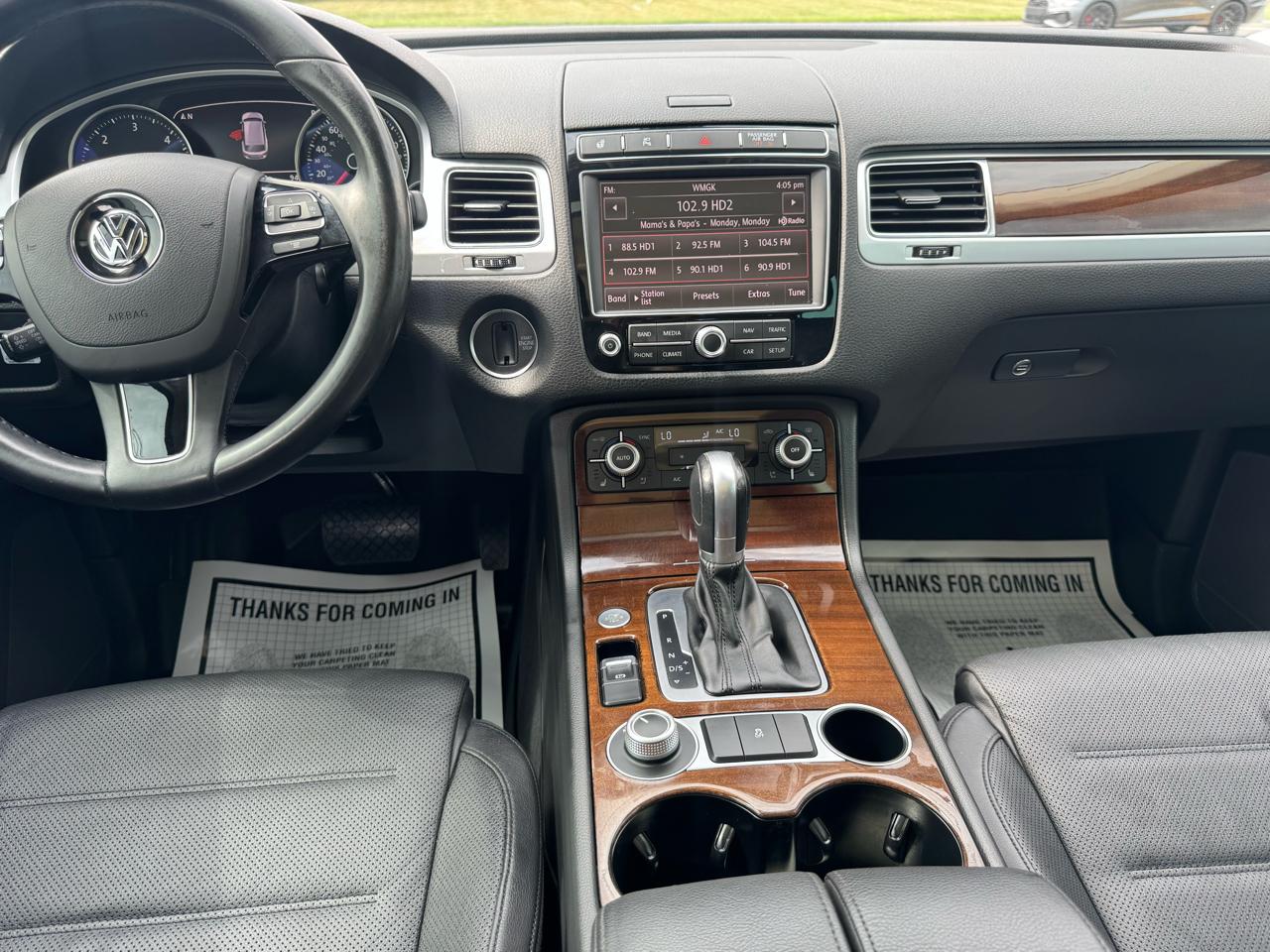Volkswagen Touareg 4dr TDI Sport w/Technology 2016