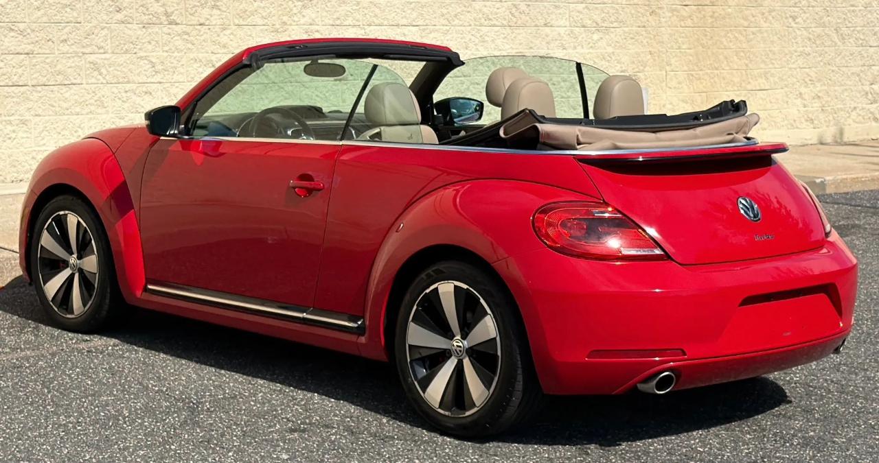 Volkswagen Beetle Convertible 2dr DSG 2.0T PZEV 2013