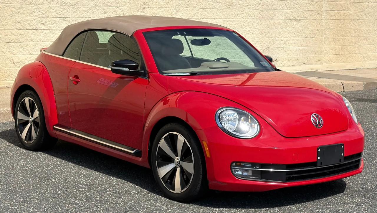 Volkswagen Beetle Convertible 2dr DSG 2.0T PZEV 2013