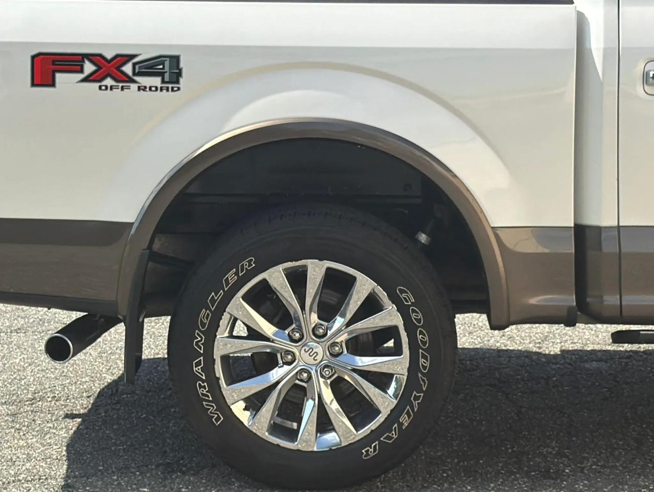 Ford F-150 King Ranch 4WD SuperCrew 5.5' Box 2017