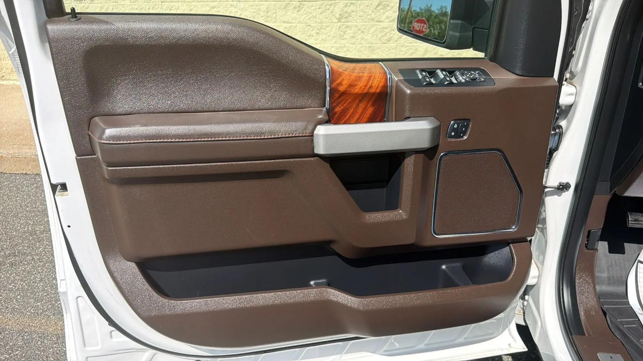 Ford F-150 King Ranch 4WD SuperCrew 5.5' Box 2017