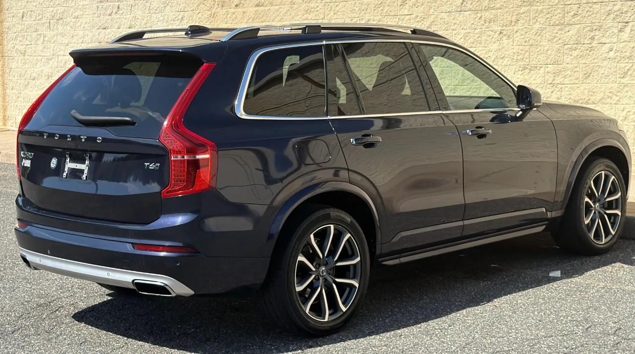 Volvo XC90 T6 AWD 7-Passenger Momentum 2017
