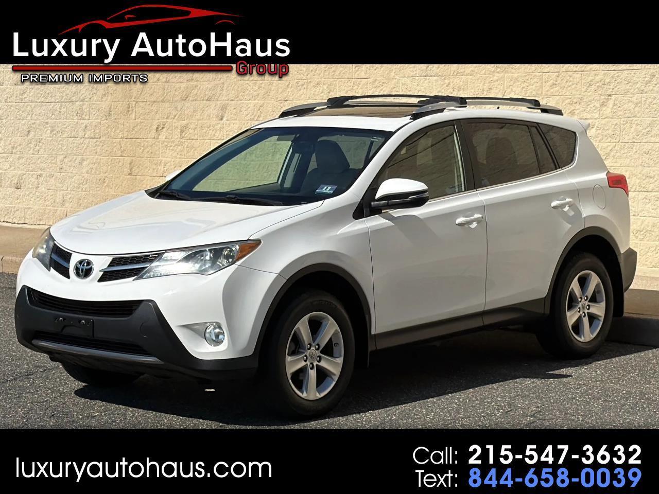 Toyota RAV4 AWD 4dr XLE (Natl) 2013