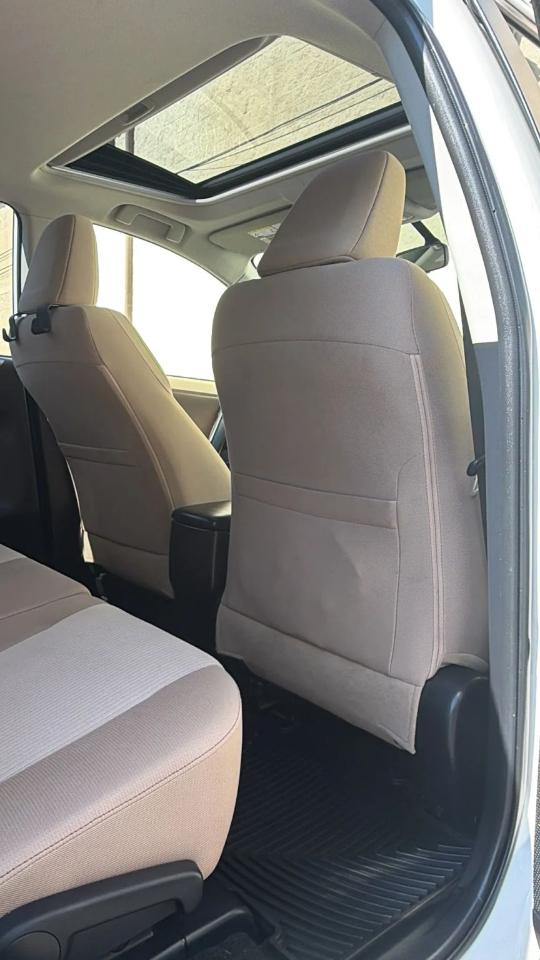 Toyota RAV4 AWD 4dr XLE (Natl) 2013